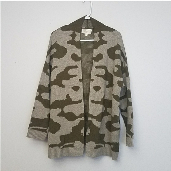 Current Elliott the oversized camo cardigan - Picture 2 of 7